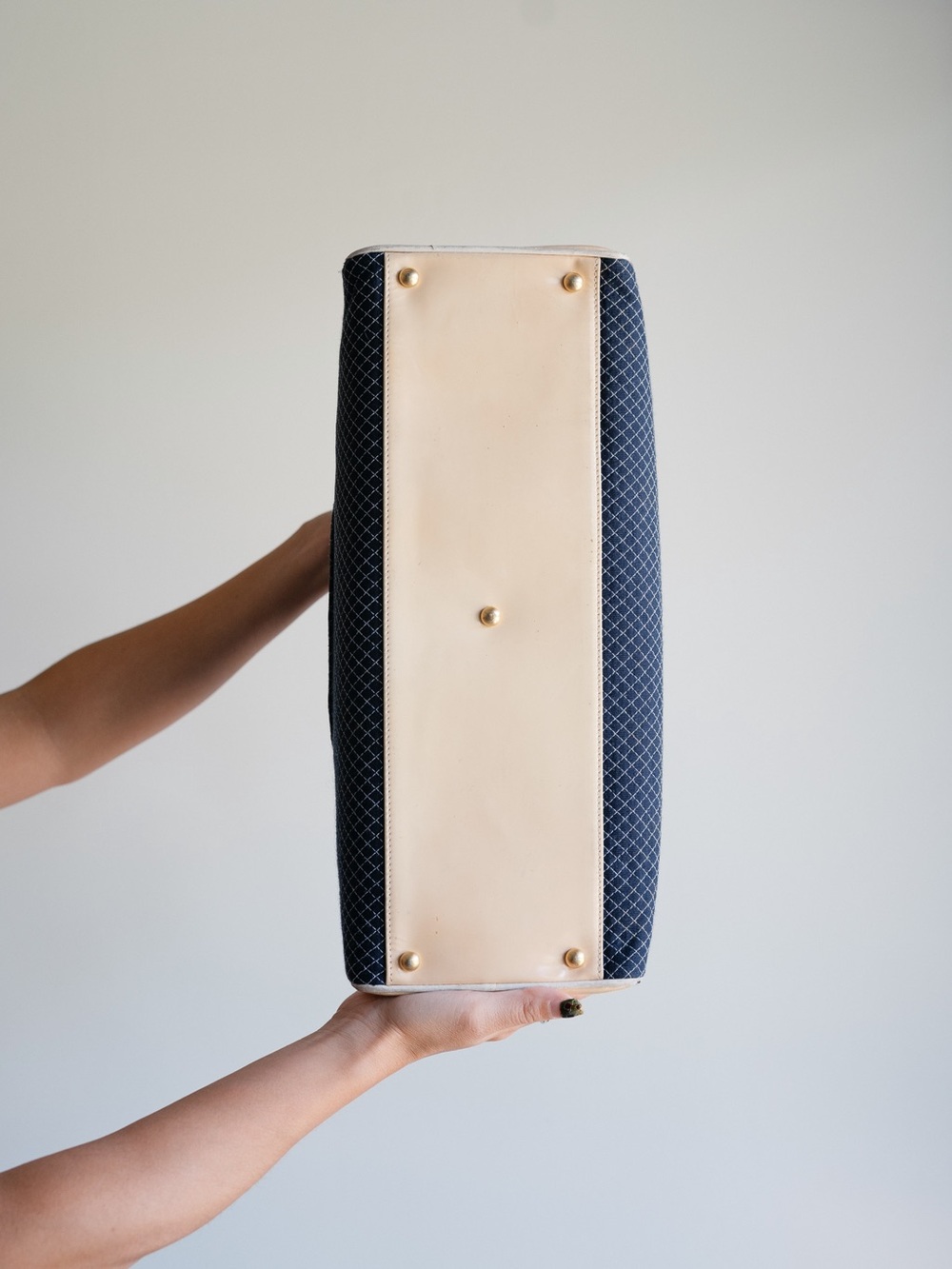 Chanel bowling bag - Picture 7 of 11